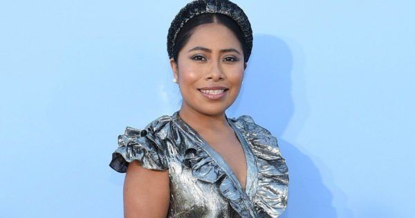 Yalitza Aparicio filma un comercial muy emotivo junto a su hermana