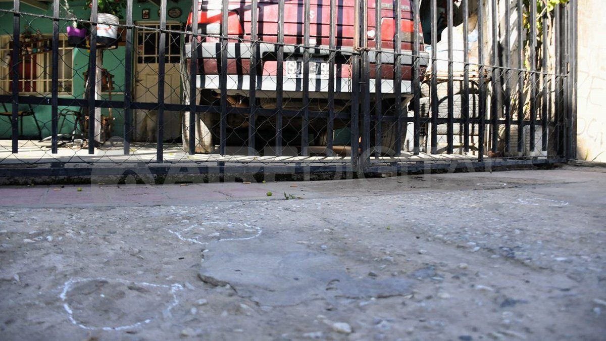 Dos muertes más dejaron a Rosario al borde de batir un récord de asesinatos este 2022.