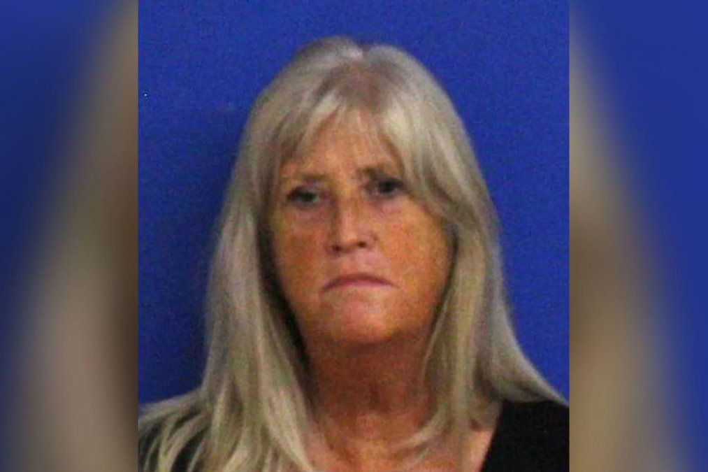 Le hizo creer a su marido que tenía Alzheimer y le robó dinero por más de 20 años