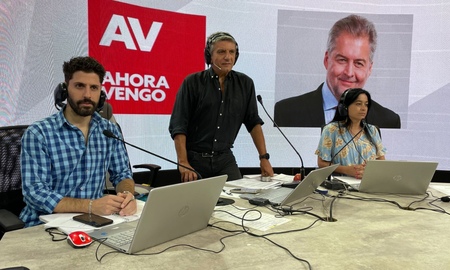 El diputado nacional por Santa Fe Roberto Mirabella presentó dos proyectos para modificar el Código Penal y endurecer las penas en delitos por hurto y robo simple. El diputado nacional por Santa Fe Roberto Mirabella presentó dos proyectos para modificar el Código Penal y endurecer las penas en delitos por hurto y robo simple.