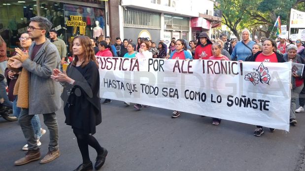 Aire de Santa Fe | Marcha Alejandra Ironici 4.jpg