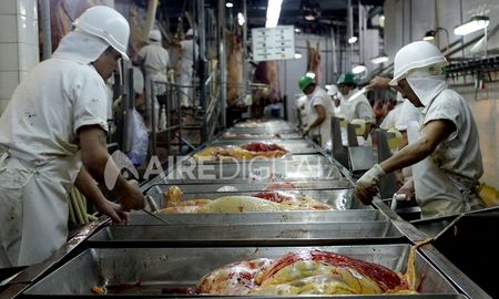 En el agro estiman que no puede haber plan ganadero con exportaciones frenadas. En el agro estiman que no puede haber plan ganadero con exportaciones frenadas.