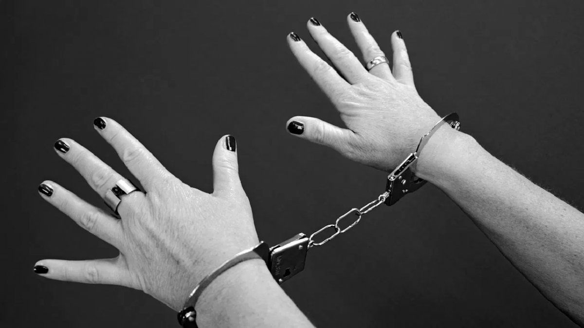 La menor contó que conoció al denunciado en un bar y desde entonces se relacionaron a través de las redes sociales.