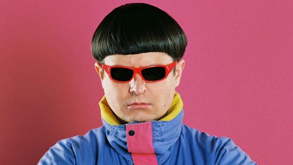 Su canción Life Goes On superó las mil millones de reproducciones en las plataformas de streaming y se convirtió en un clásico de las redes sociales.