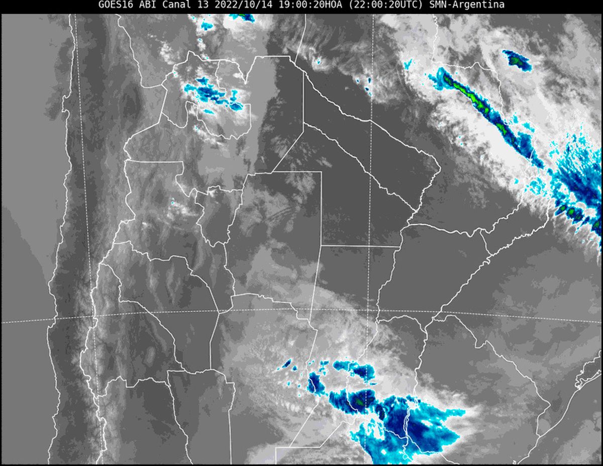 En la imagen satelital se observa el centro y sur de la provincia de Santa Fe cubiertos por nubosidad asociada a inestabilidad.
