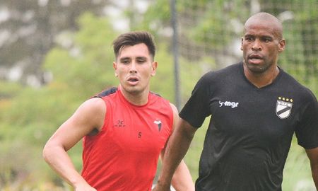 Colón enfrentó a Danubio en otro amistoso de preparación, de cara al inicio de la Liga Profesional de Fútbol. Colón enfrentó a Danubio en otro amistoso de preparación, de cara al inicio de la Liga Profesional de Fútbol.