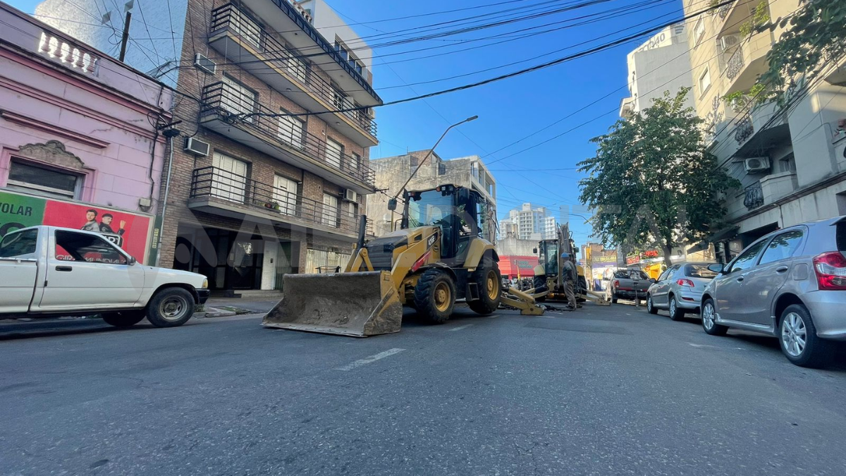 Santa Fe: Assa trabaja sobre 25 de mayo 3100. Santa Fe: Assa trabaja sobre 25 de mayo 3100.