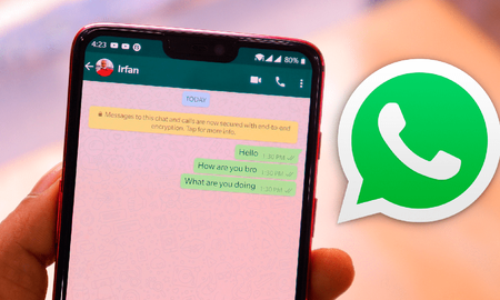 Llega la tercera tilde azul de WhatsApp: qué significa