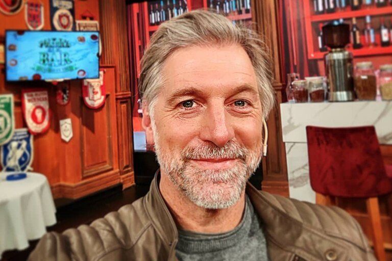 Horacio Cabak, dio positivo de covid en los últimos días.