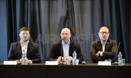 Federico Angelini, Waldo Wolff y Marcos Corach. Federico Angelini, Waldo Wolff y Marcos Corach.