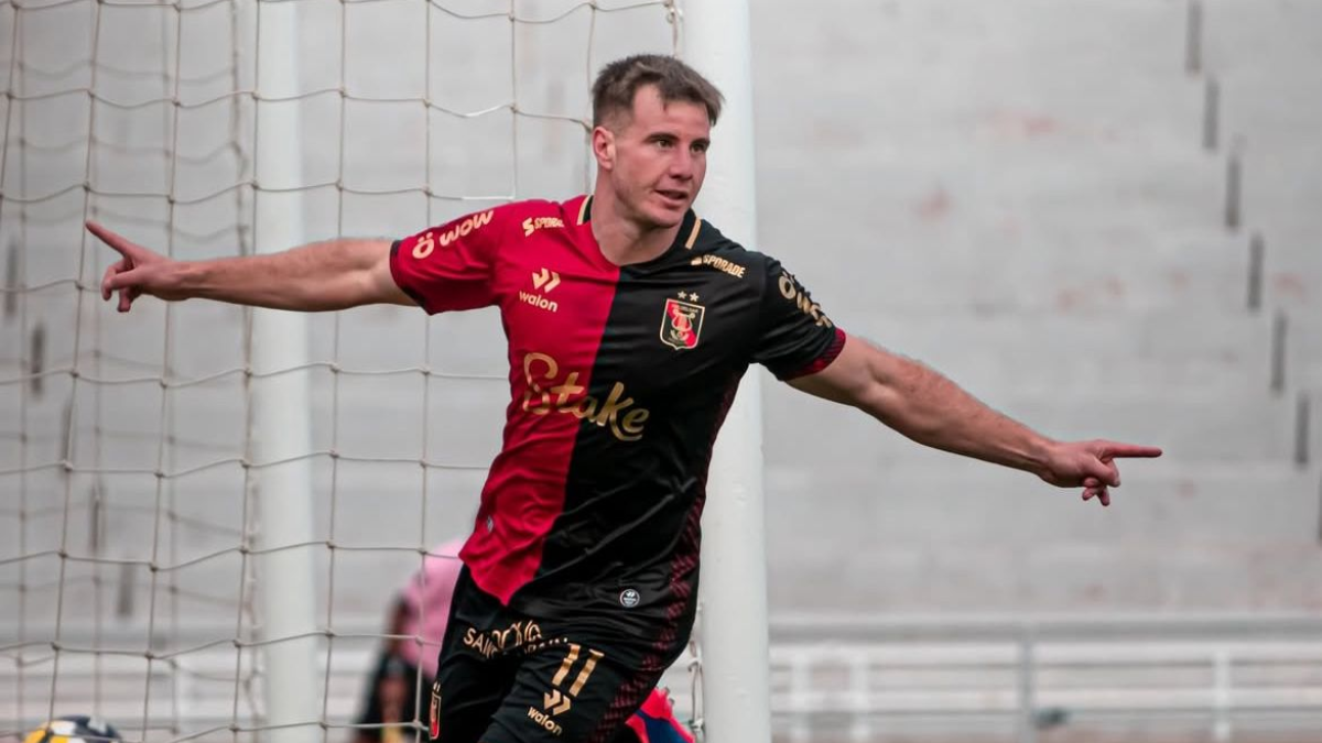 Colón cerró como refuerzo a un 9 con pasado en Unión que viene de jugar la Sudamericana