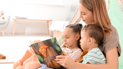 Sueldo de niñeras en agosto: cuánto cobrarán por hora y por mes