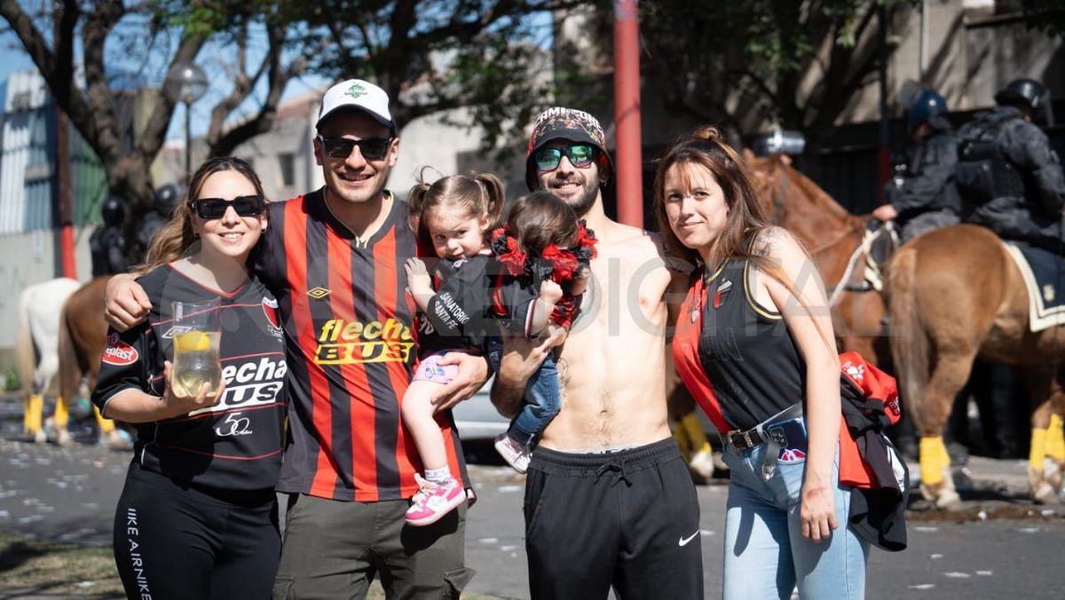 Los más peques también fueron parte del clásico santafesino.