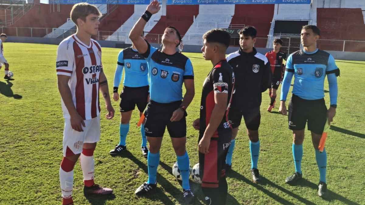Unión y Colón, el clásico Santafesino de la Liga Santafesina de Fútbol. Foto: Prensa LSF. Unión y Colón, el clásico Santafesino de la Liga Santafesina de Fútbol. Foto: Prensa LSF.
