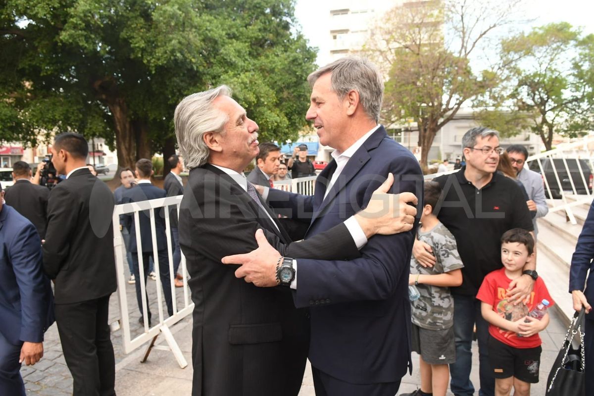 Alberto Fernández visitó la Municipalidad de Santa Fe y se reunió con el intendente Emilio Jatón