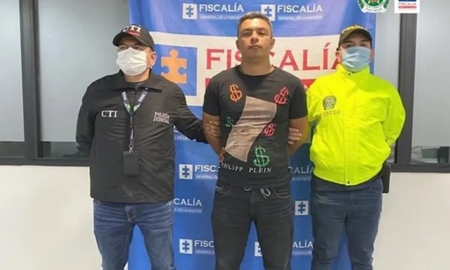 Un hombre fingió ser una mujer para poder matar al asesino de su hermano Un hombre fingió ser una mujer para poder matar al asesino de su hermano