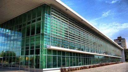 Una mujer denunció que su ex pareja la mantuvo cautiva y le arrojó ácido: está internada en el Heca de Rosario