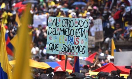 Colombia se suma a Chile en el turno de los gobiernos del progresismo ambientalista. Colombia se suma a Chile en el turno de los gobiernos del progresismo ambientalista.