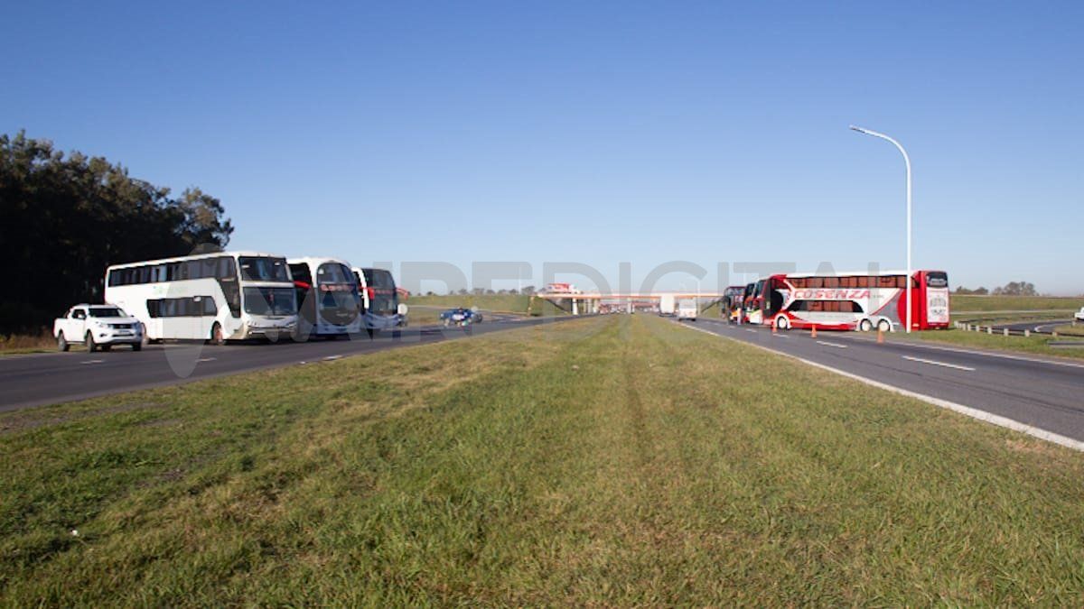 Por el momento, ambas manos de la autopista están liberadas.