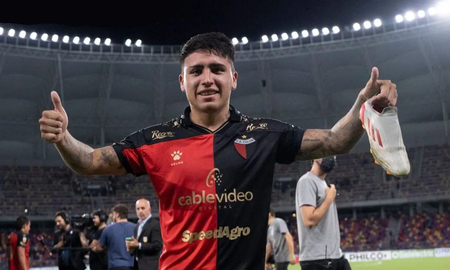 La publicación de Facundo Farías que ilusionó a los hinchas de Colón. La publicación de Facundo Farías que ilusionó a los hinchas de Colón.