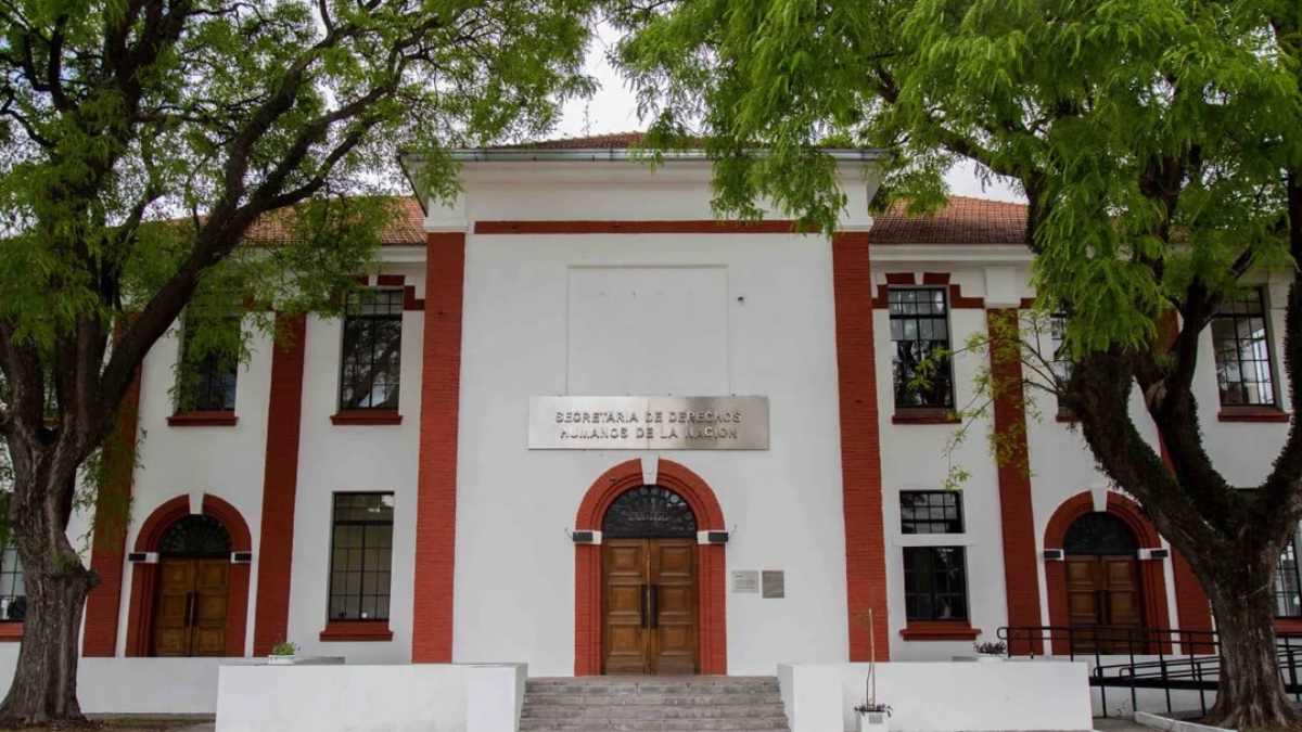 El vocero presidencial reveló que habrá un reducción del 40% de la estructura y aseguró que implicará un ahorro de $9.000 millones anuales.