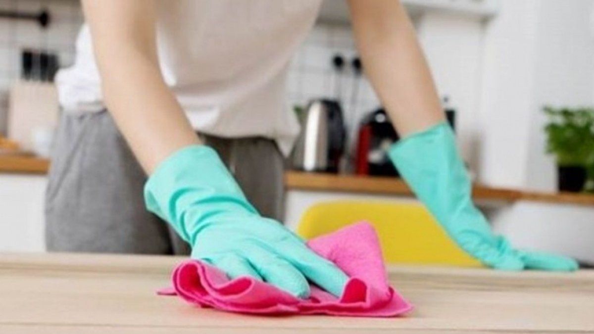 Las empleadas domésticas acordaron 42% de aumento y el reconocimiento de la antigüedad