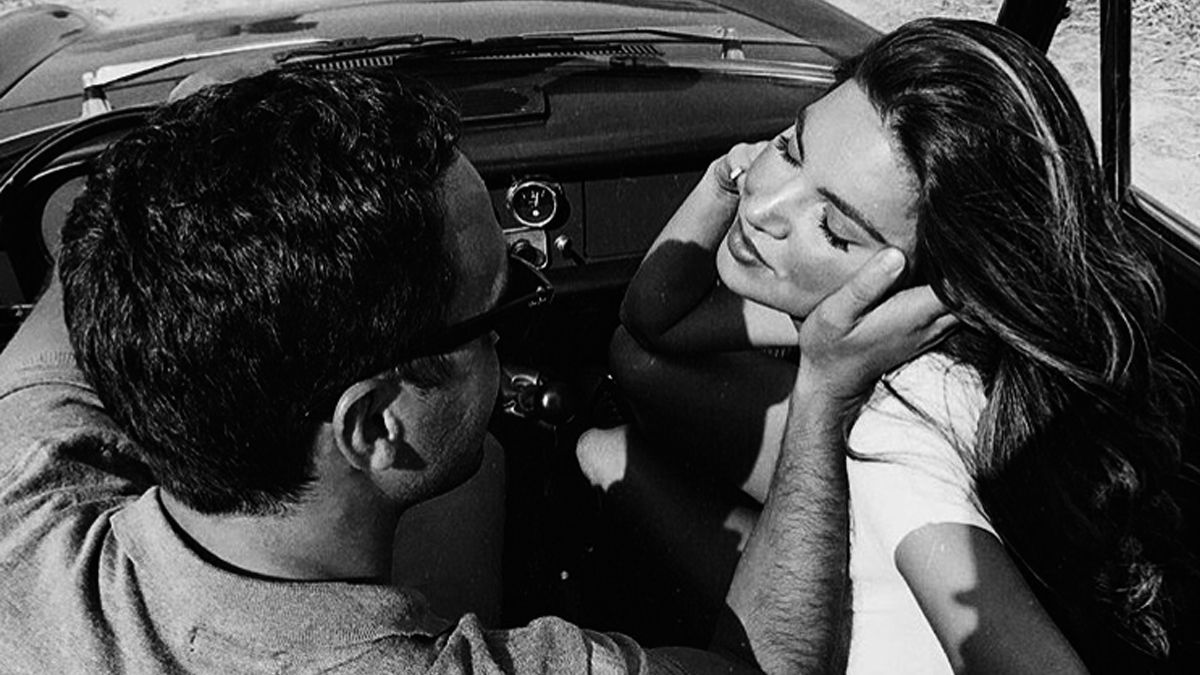 Los signos del zodiaco a los que aún les interesa su ex