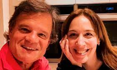 María Eugenia Vidal y Enrique Sacco se enamoraron a primera vista y el amor entre ellos floreció. María Eugenia Vidal y Enrique Sacco se enamoraron a primera vista y el amor entre ellos floreció.
