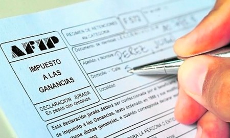 Alerta salarios: el sueldo de diciembre que cobro en enero, ¿Paga el Impuesto a las Ganancias? Alerta salarios: el sueldo de diciembre que cobro en enero, ¿Paga el Impuesto a las Ganancias?