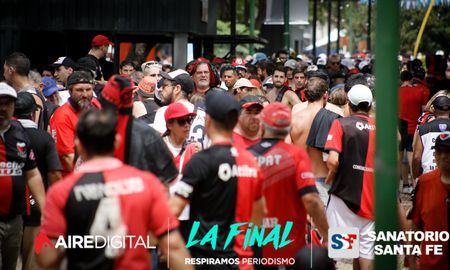 Aire de Santa Fe | Hinchas de Colon en Asuncion MTH-MA (20).jpg