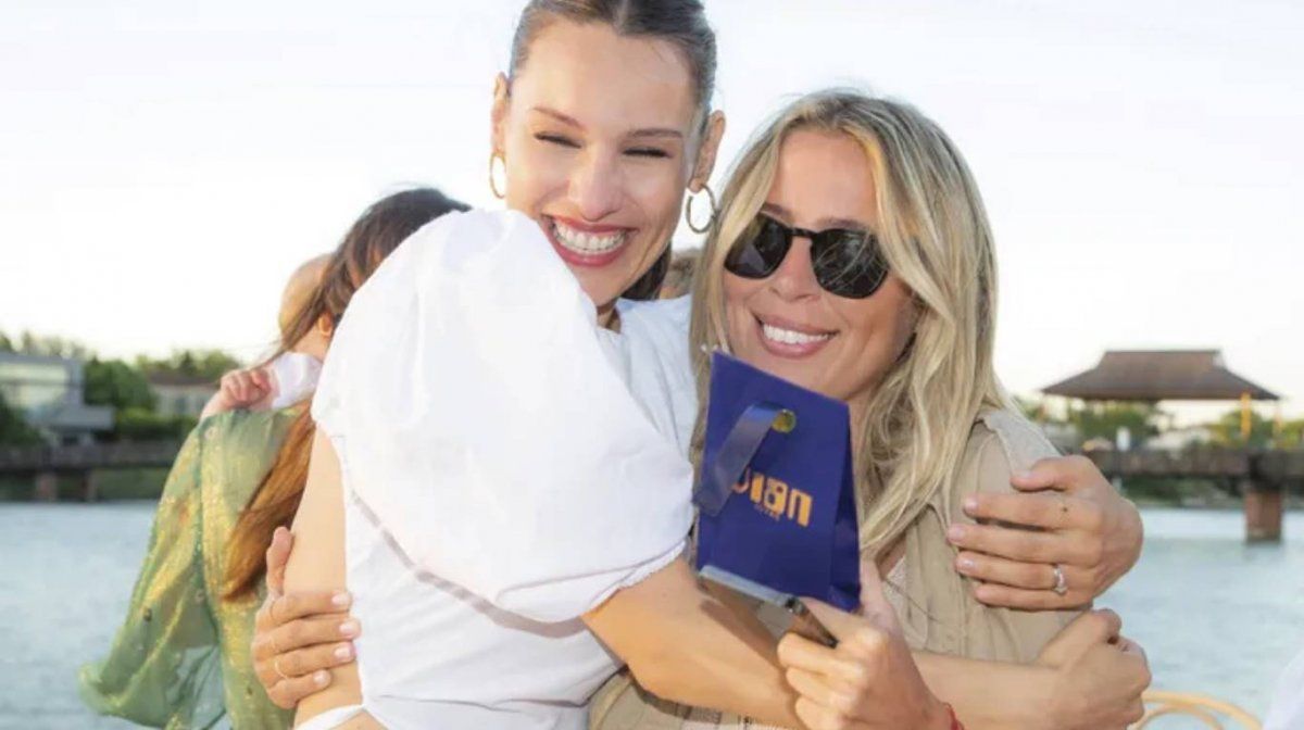 Pampita tiene buena onda con Eli Sulichin.