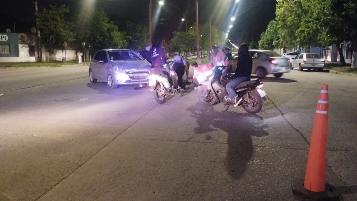 Uno de los accidentes se produjo entre un Peugeot 208 y una moto Honda Wave Uno de los accidentes se produjo entre un Peugeot 208 y una moto Honda Wave
