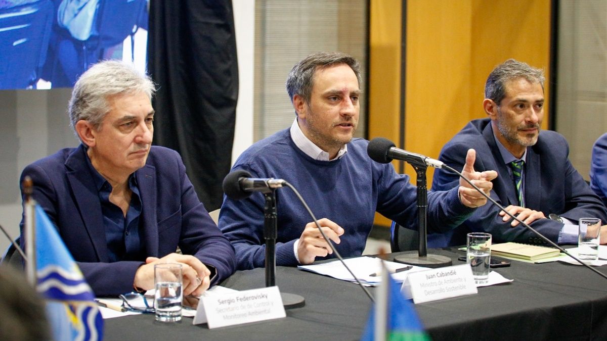 La asamblea fue encabezada por el ministro de Ambiente y Desarrollo Sostenible Juan Cabandié. La asamblea fue encabezada por el ministro de Ambiente y Desarrollo Sostenible Juan Cabandié.
