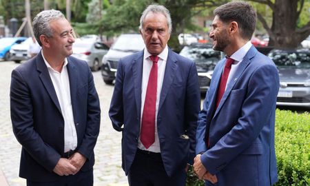 Daniel Scioli destacó la recuperación de la ciudad de Rosario y el impacto de las políticas públicas en la actividad turística. Daniel Scioli destacó la recuperación de la ciudad de Rosario y el impacto de las políticas públicas en la actividad turística.