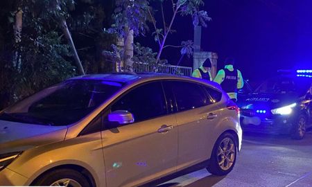 El hombre fue detenido en la Ruta Provincial 1 y le retuvieron el carnet de conducir. El hombre fue detenido en la Ruta Provincial 1 y le retuvieron el carnet de conducir.