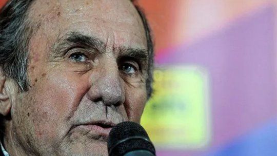 Horas previas a la muerte del exgobernador Carlos Lole Reutemann, su sobrino, Federico Reutemann, relató los detalles que marcaban las campañas del Lole.