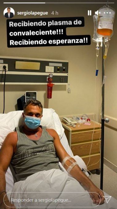 Sergio Lapegüe recibiendo plasma.