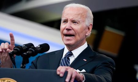Biden acusó a Putin, en un discurso ante la Asamblea General de las Naciones Unidas, de realizar amenazas nucleares manifiestas contra Europa. Biden acusó a Putin, en un discurso ante la Asamblea General de las Naciones Unidas, de realizar amenazas nucleares manifiestas contra Europa.