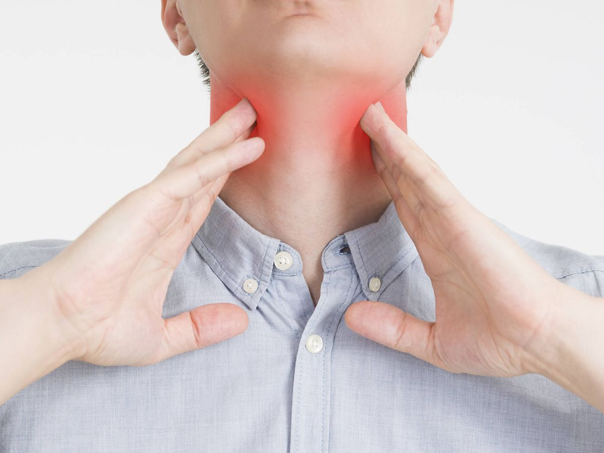 El limón ayudará a disminuir el dolor gracias a sus propiedades antibacterianas.