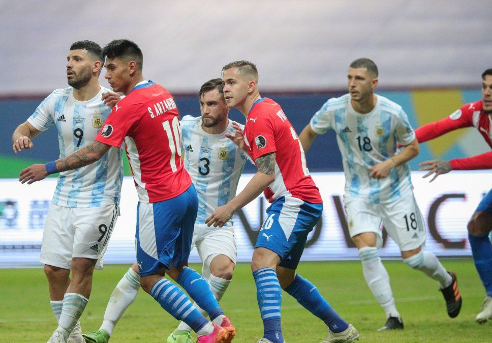 La Federación Paraguay de Fútbol puso a la venta entradas para el partido ante la Selección Argentina