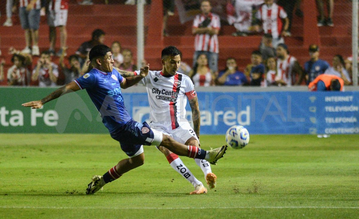 Luis Lobo Medina será el árbitro del partido entre Unión y Newells.