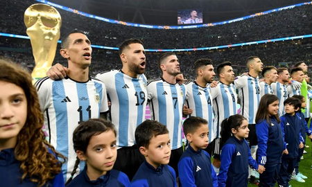 Abel Pintos entonará el Himno Nacional argentino en la final de la Copa América ante Colombia. Abel Pintos entonará el Himno Nacional argentino en la final de la Copa América ante Colombia.