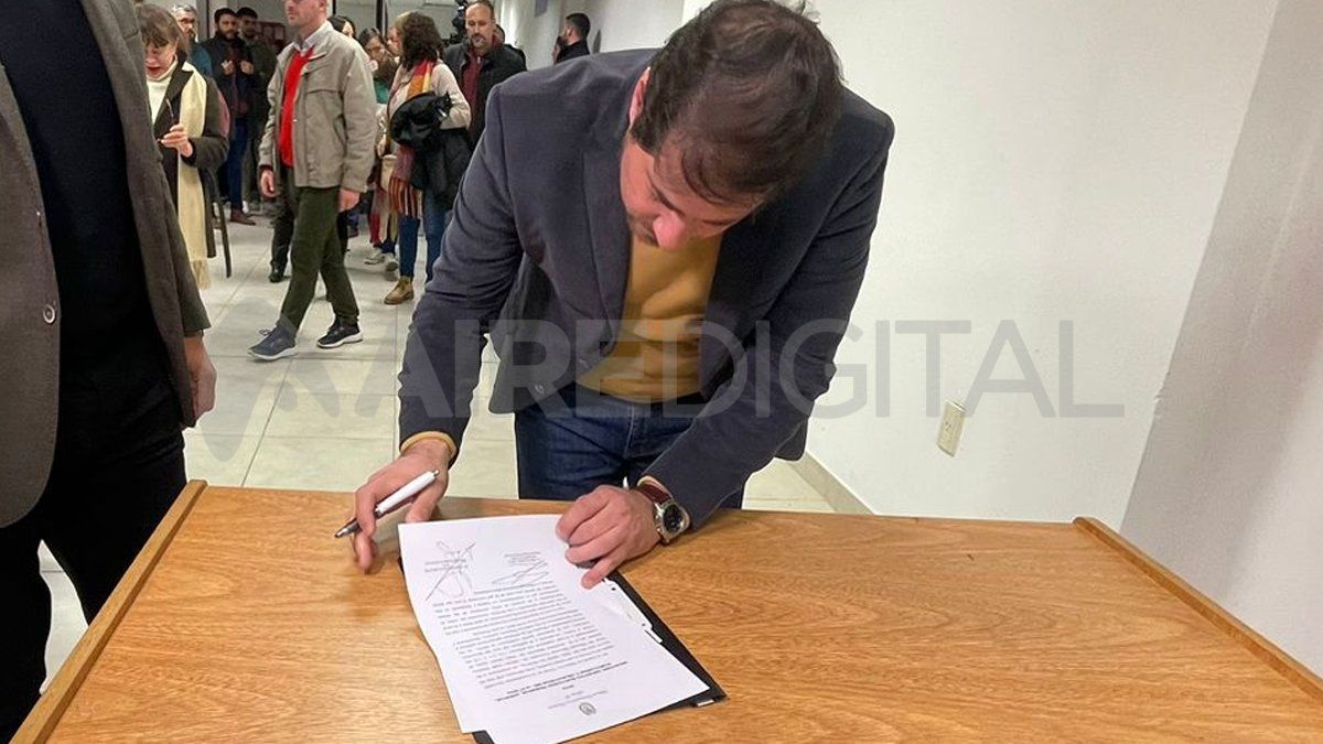 Este marres, apoderados de las agrupaciones políticas participaron de la apertura del Acto de Escrutinio Definitivo. Este marres, apoderados de las agrupaciones políticas participaron de la apertura del Acto de Escrutinio Definitivo.