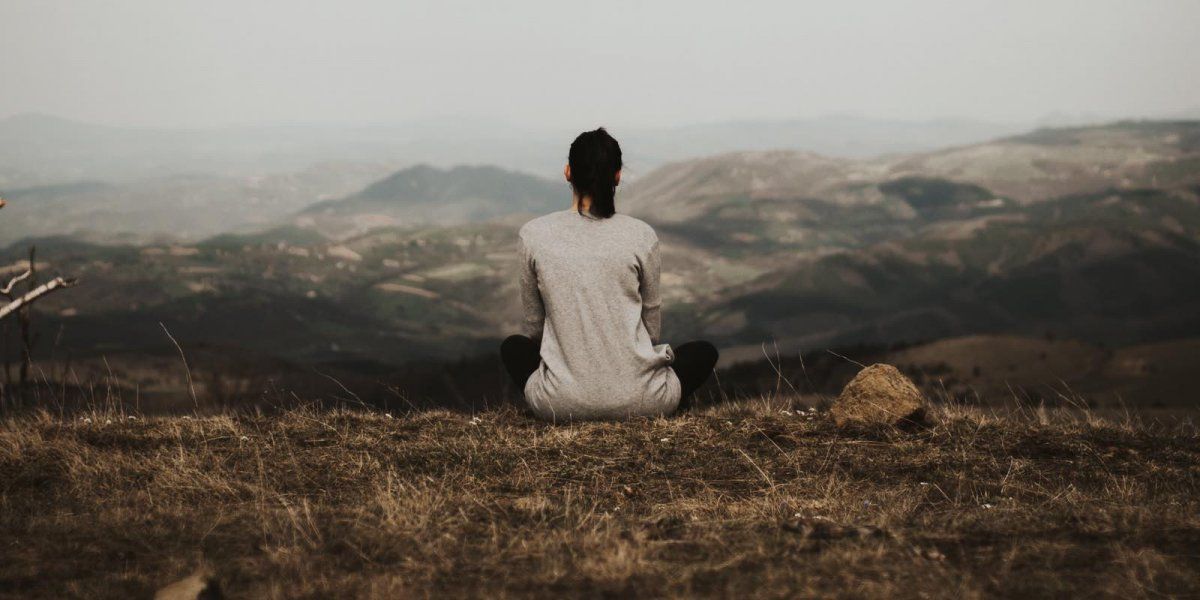El mindfulness ayuda a reducir el estrés y mejorar la concentración en la vida cotidiana.
