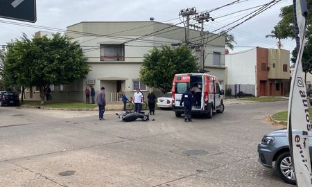 El accidente ocurrió en San Jerónimo y Pedro Zenteno, en barrio Fomento 9 de Julio de Santa Fe. El accidente ocurrió en San Jerónimo y Pedro Zenteno, en barrio Fomento 9 de Julio de Santa Fe.