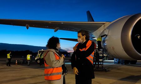 Esta es la mayor partida de vacunas contra el coronavirus trasladadas en un solo vuelo desde que comenzó la campaña nacional. Esta es la mayor partida de vacunas contra el coronavirus trasladadas en un solo vuelo desde que comenzó la campaña nacional.