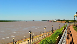 Costanera de San Lorenzo, Santa Fe. Destino ideal para conocer la historia de San Martín y, disfrutar de la cultura y gastronomía del gran Rosario. 