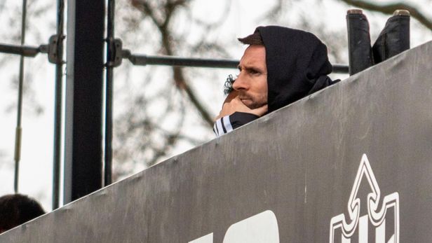 Messi aprovechó su estadía con su familia para ver al Leones FC, el equipo que preside su hermano Matías y juega en la Primera C.