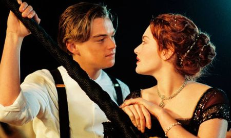 Titanic fue dirigida por James Cameron. Titanic fue dirigida por James Cameron.