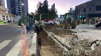 Continúa este martes el corte de Assa en Bulevar y 25 de Mayo por los trabajos en la cloaca máxima.&nbsp;
